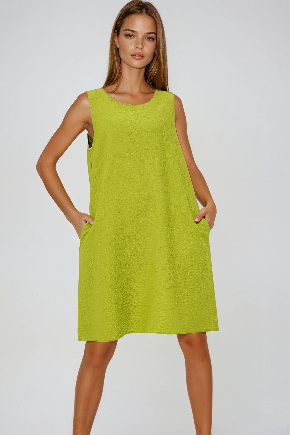 Yağ Yeşili U Yaka Sıfır Kol Çift Cepli Aerobin Yazlık Elbise