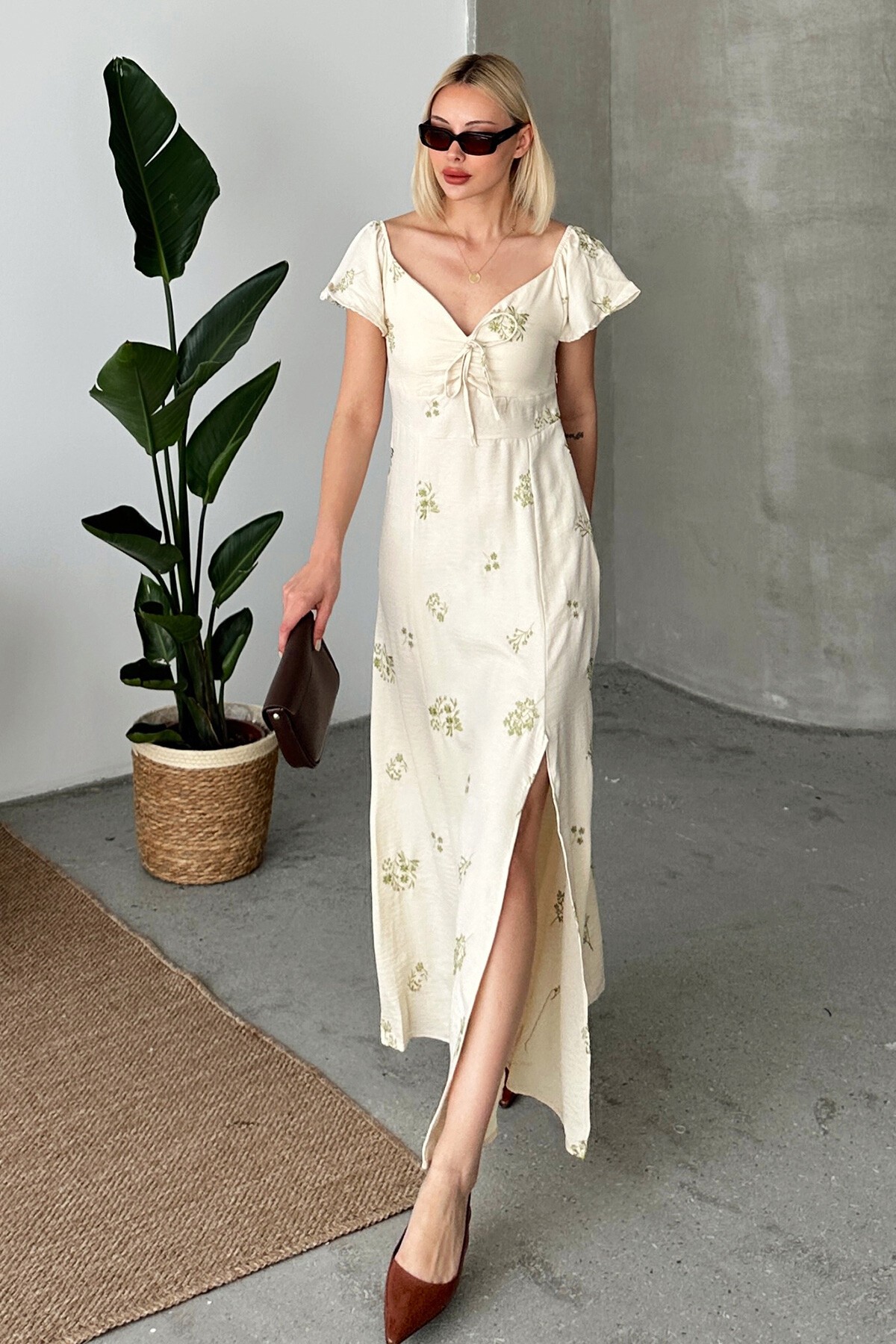 Yağ Yeşili Yırtmaçlı Sırtı Gipeli Midi Boy Keten Elbise