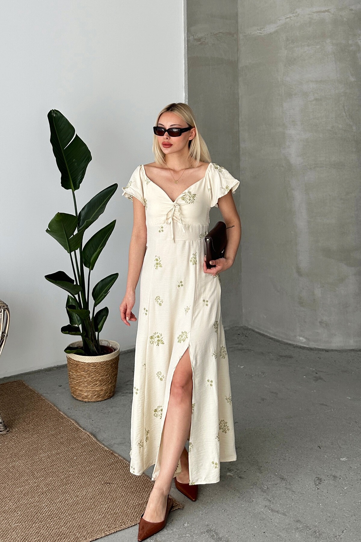 Yağ Yeşili Yırtmaçlı Sırtı Gipeli Midi Boy Keten Elbise