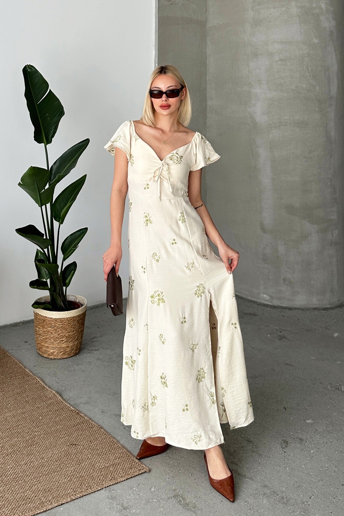 Yağ Yeşili Yırtmaçlı Sırtı Gipeli Midi Boy Keten Elbise