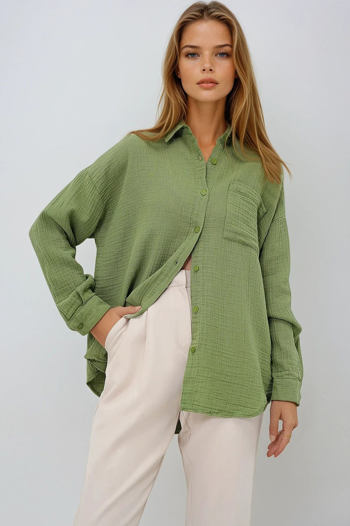 Yeşil Tek Cepli Keten Görünümlü Oversize Dokuma Gömlek