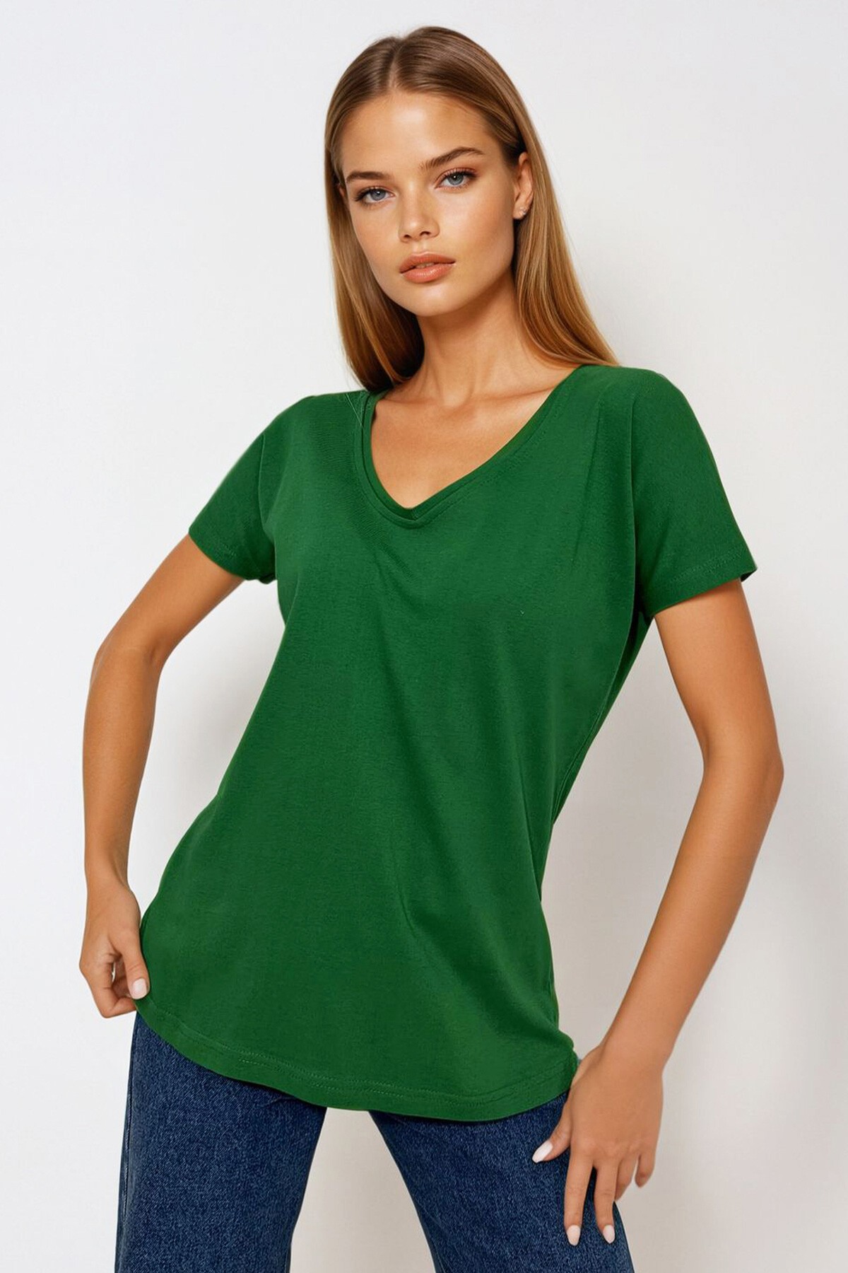 Yeşil V Yaka Basic T Shirt
