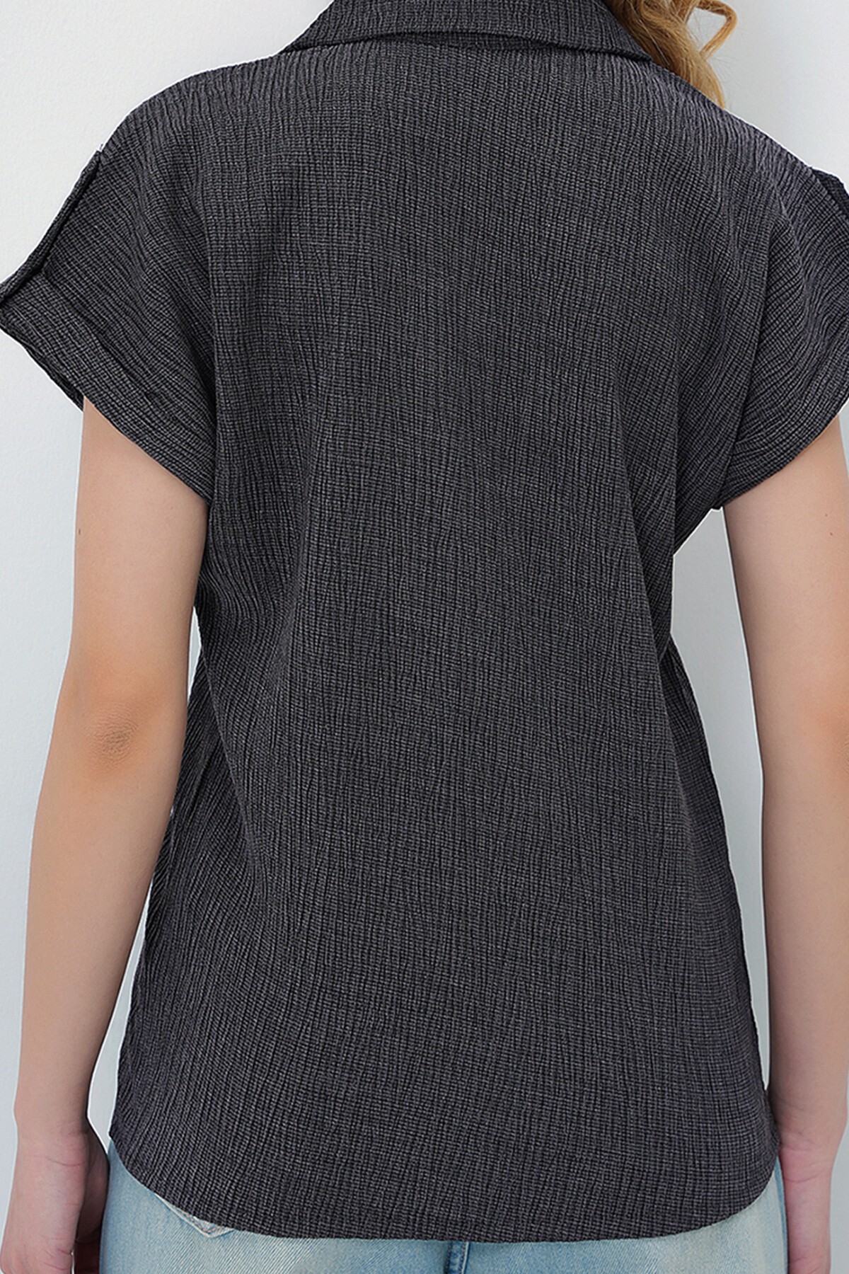 Antrasit Manşetli Duble Kısa Kollu Dokulu Gömlek