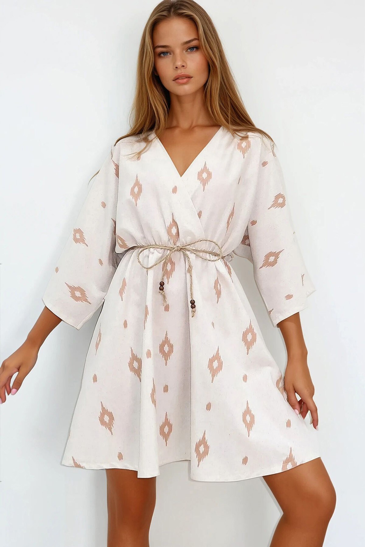 Bej Kruvaze Yaka Yarasa Kol Keten Görünümlü Midi Boy Elbise