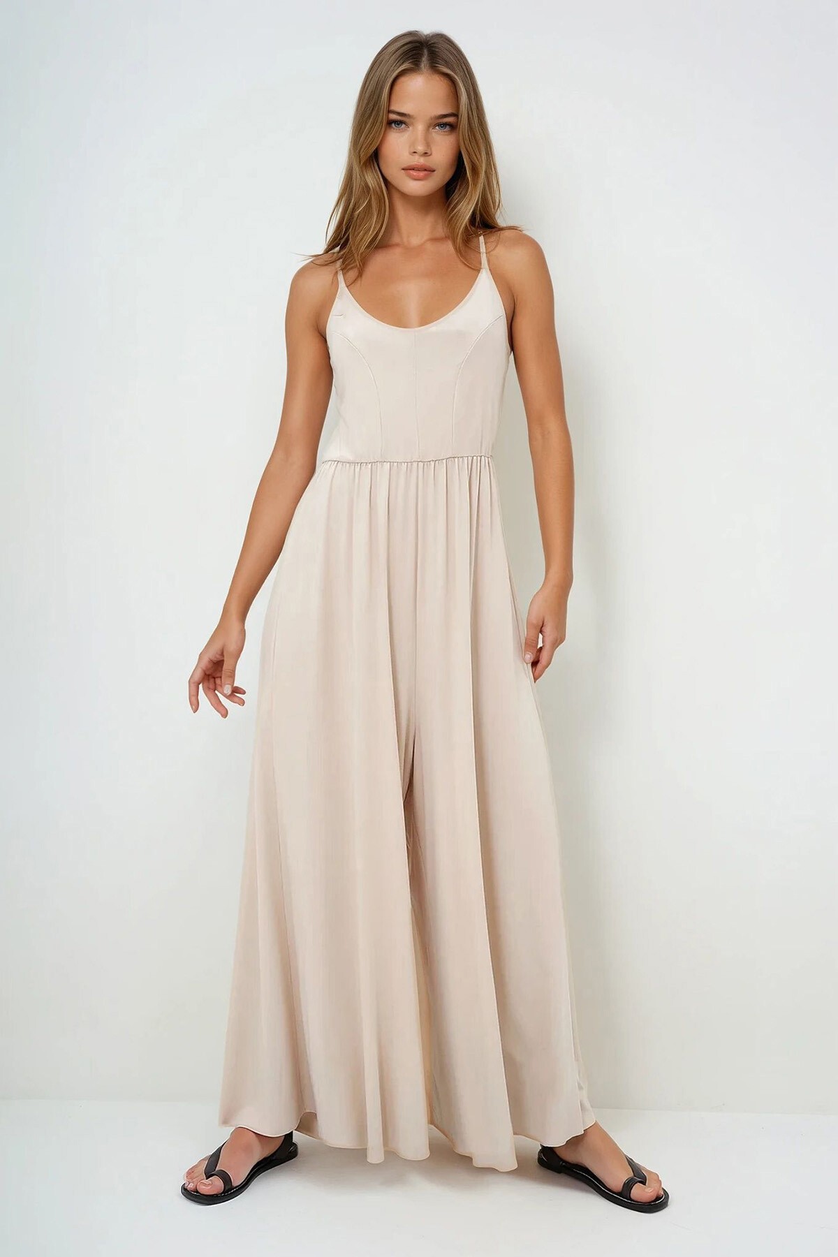 Bej Modal Kumaş Ayarlanabilir Askılı Geniş Paça Tulum