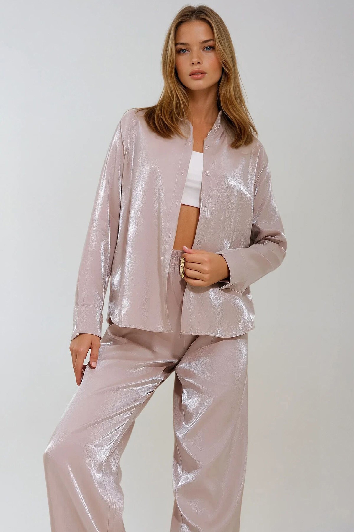 Bej Parlak Dokuma Oversize Gömlek