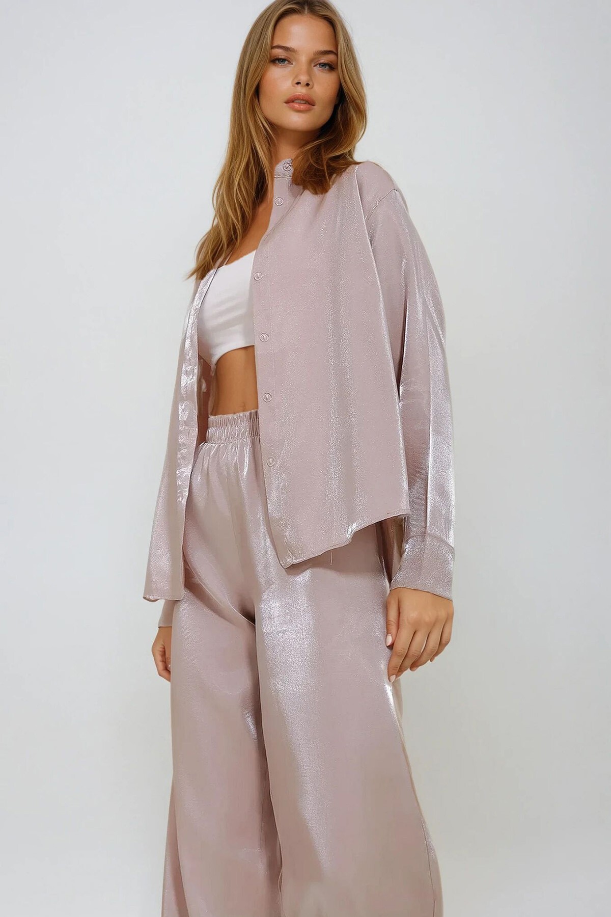 Bej Parlak Dokuma Oversize Gömlek