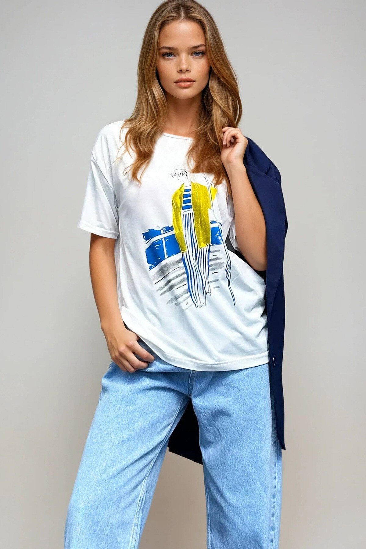 Beyaz Bisiklet Yaka Baskılı T Shirt