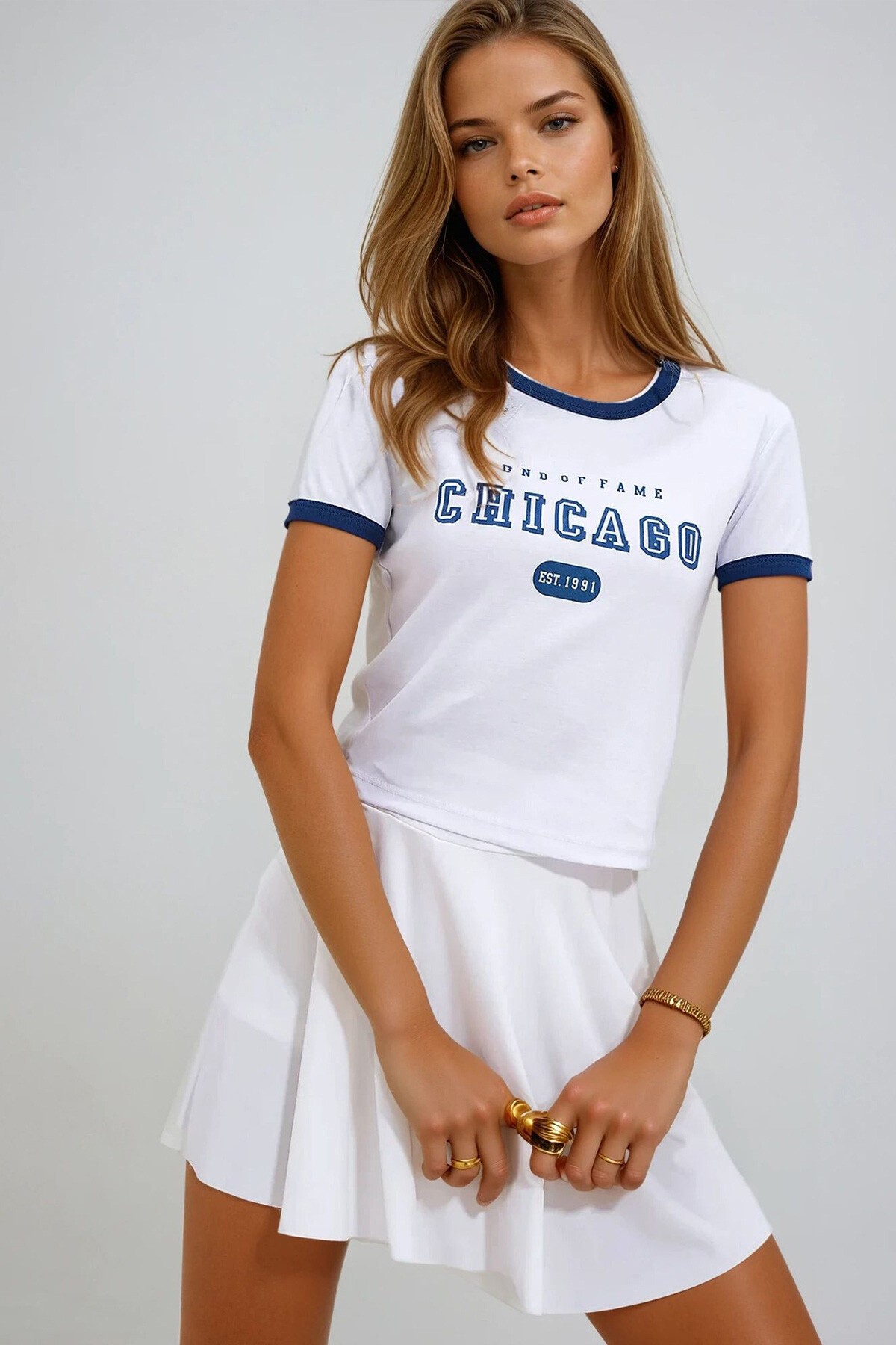 Beyaz Bisiklet Yaka Chicago Baskılı T Shirt
