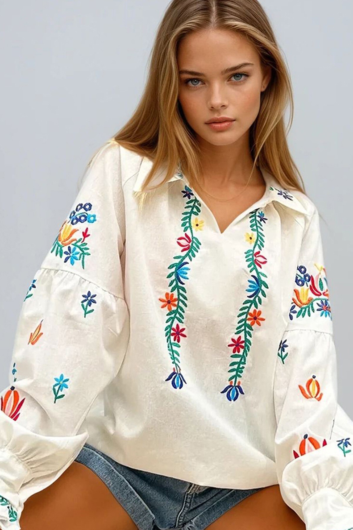 Beyaz Gömlek Yaka Balon Kol Nakışlı Keten Dokuma Bluz