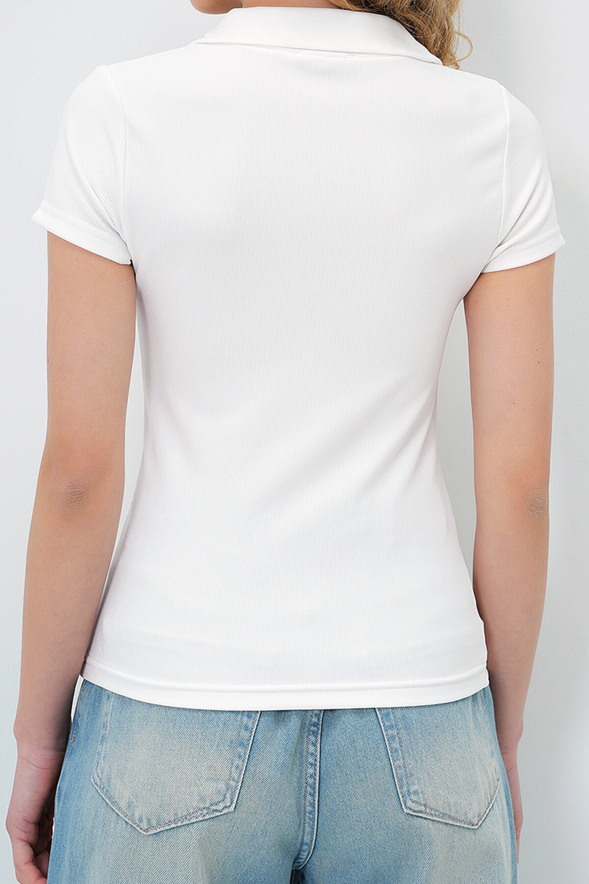 Beyaz Gömlek Yaka Gizli Fermuarlı Ottoban Bluz