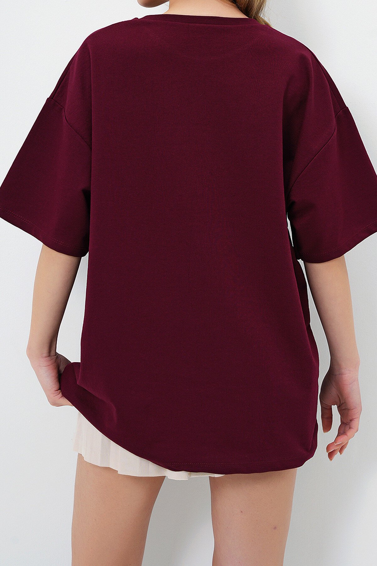 Bordo Bisiklet Yaka Ayıcık Nakışlı İki İplik T Shırt