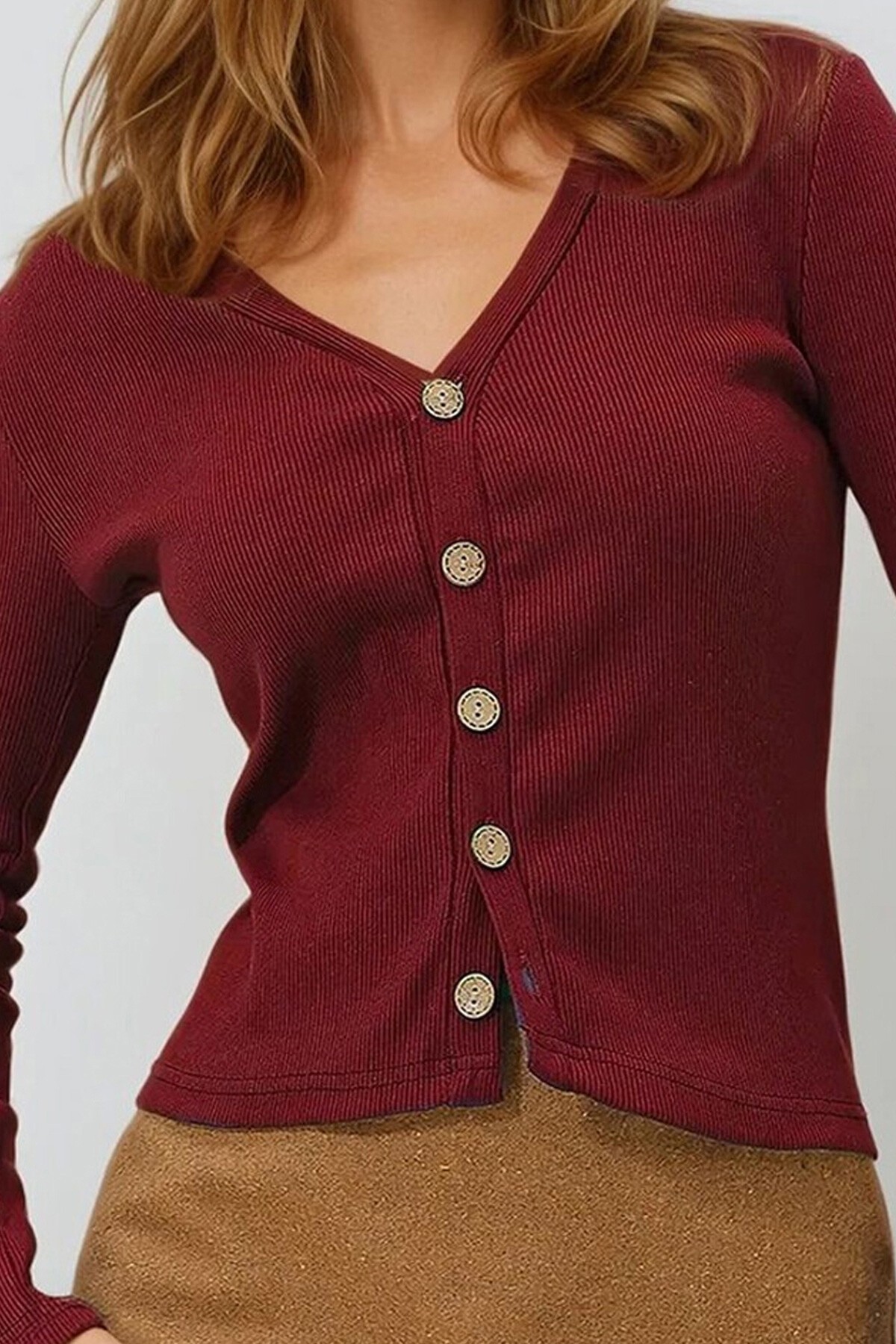 Bordo V Yaka Düğme Detaylı Fitilli Örme Hırka