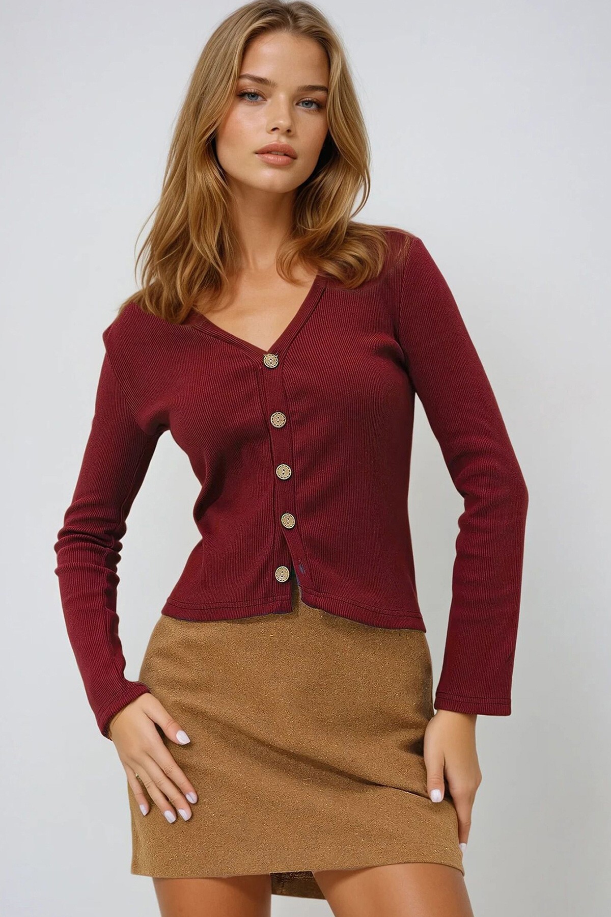 Bordo V Yaka Düğme Detaylı Fitilli Örme Hırka