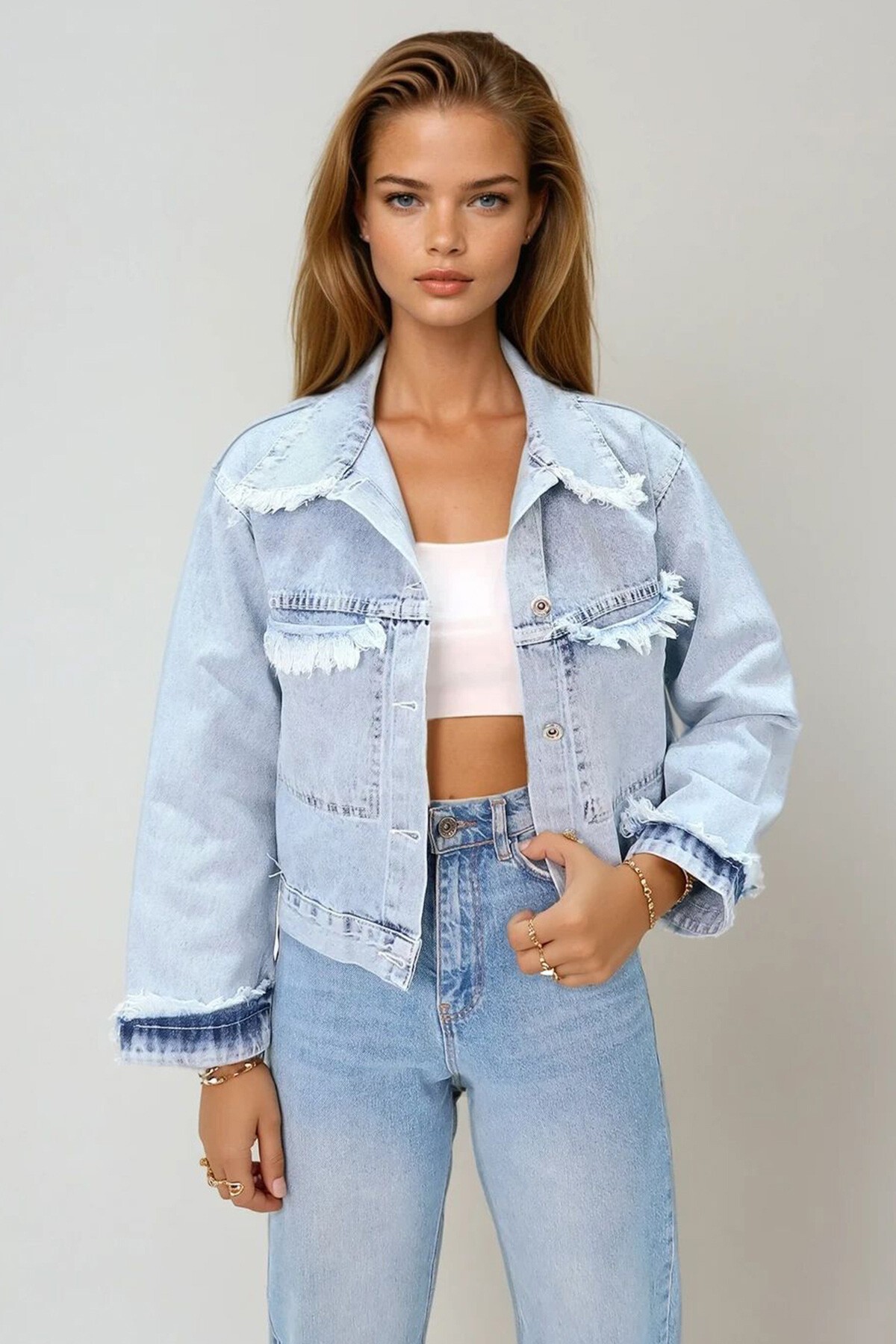 Buz Mavi Püskül Detaylı Crop Denim Ceket