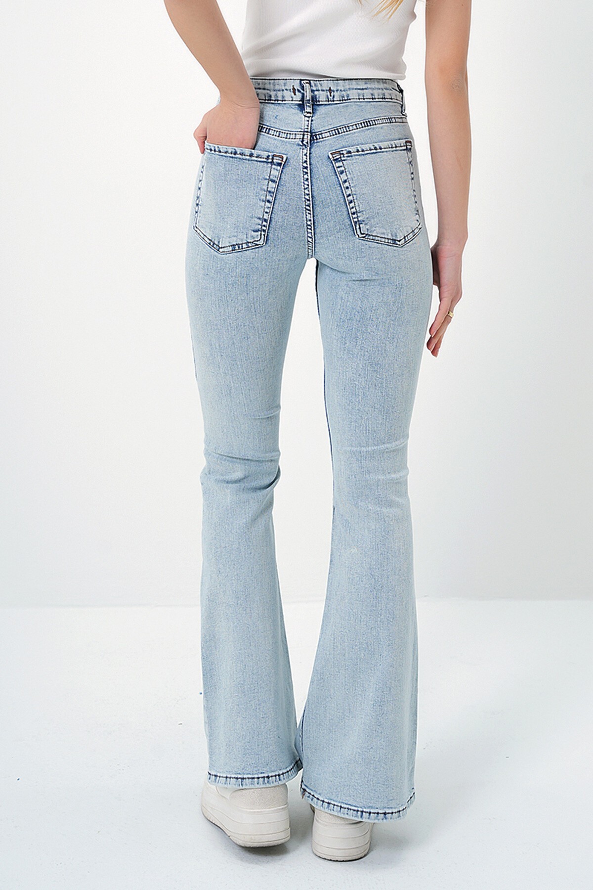 Buz Mavi Yüksek Bel Yıkamalı İspanyol Paça Jean Pantolon