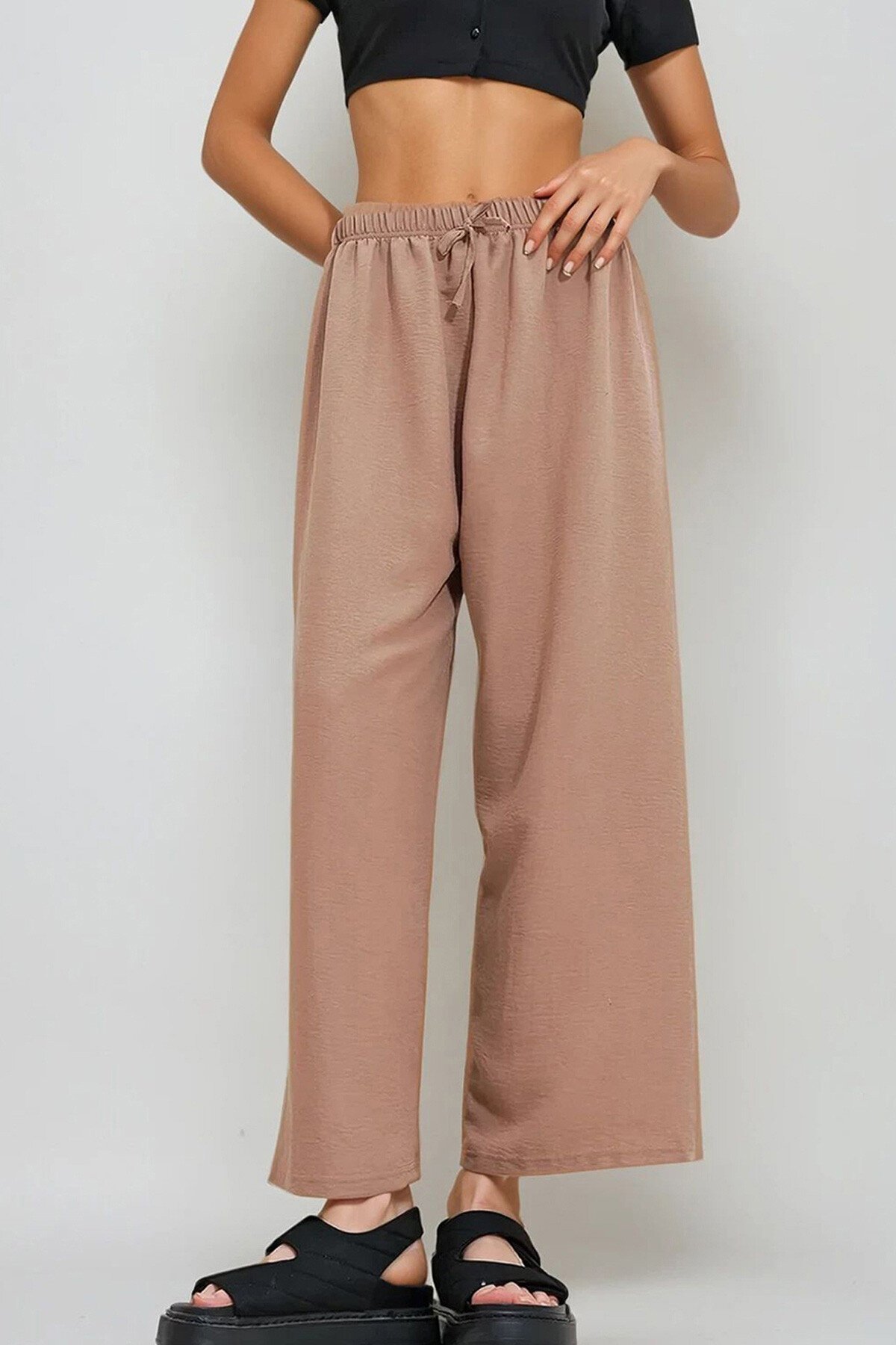 Camel Beli Lastikli Geniş Paça Dökümlü Dokuma Pantolon