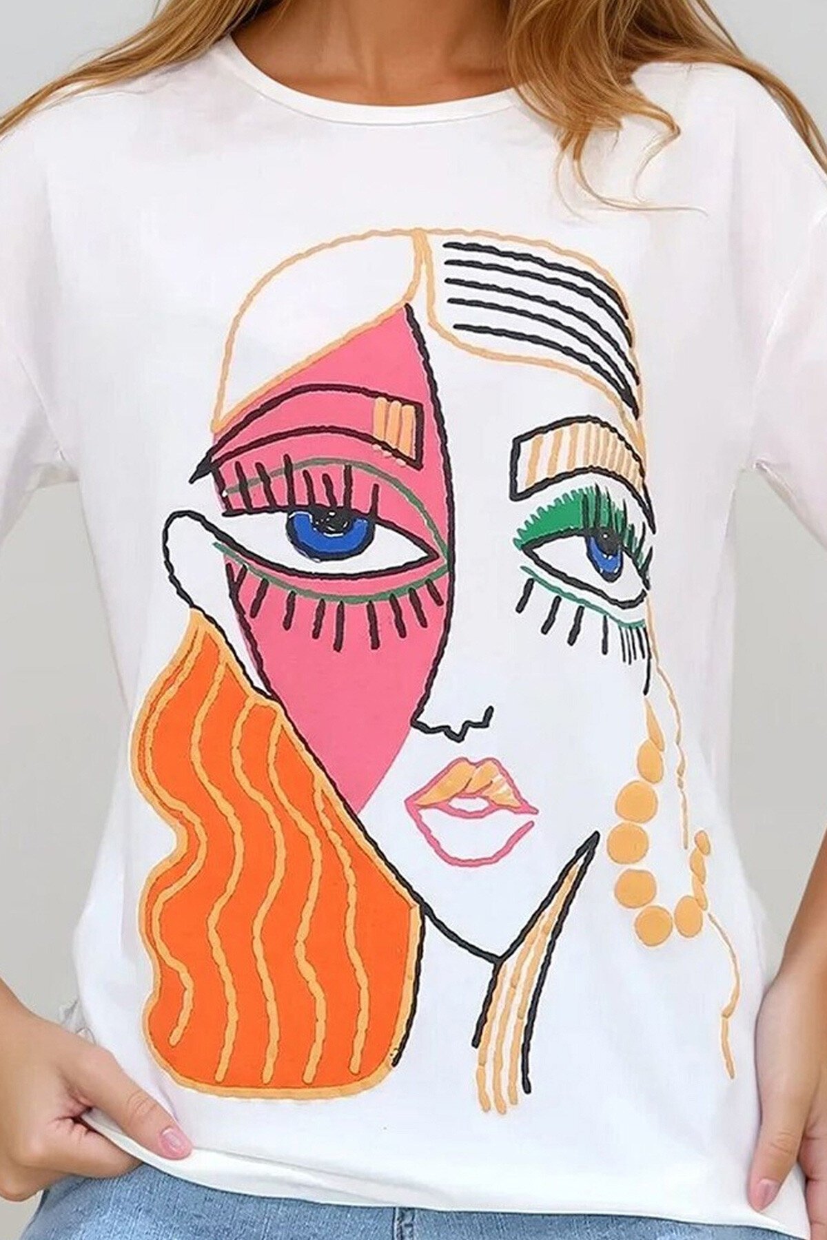 Ekru Bisiklet Yaka Kabartma Nakışlı Bluz