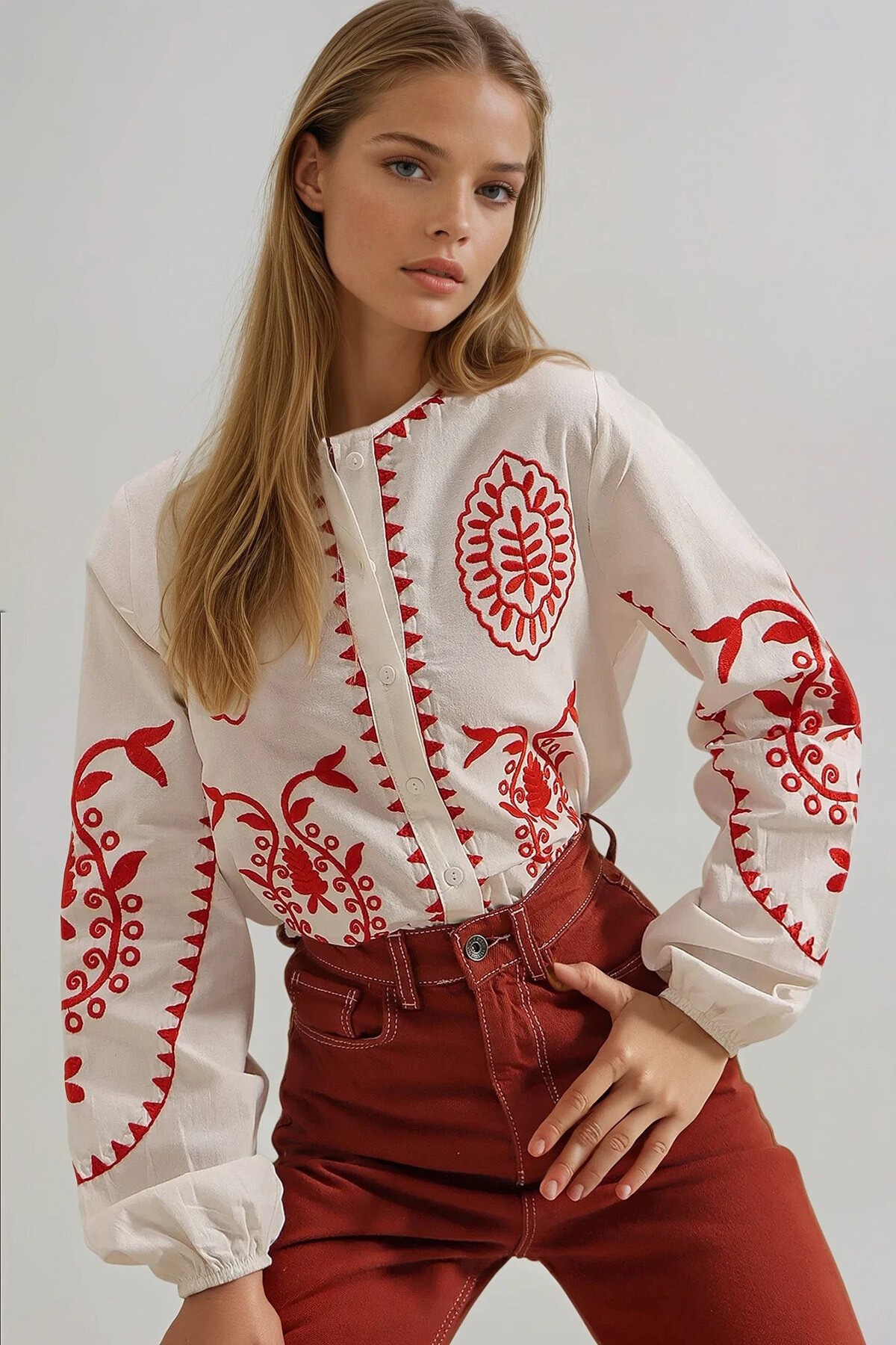 Ekru Hakim Yaka Kabartmalı Nakış İşlemeli Premium Keten Gömlek