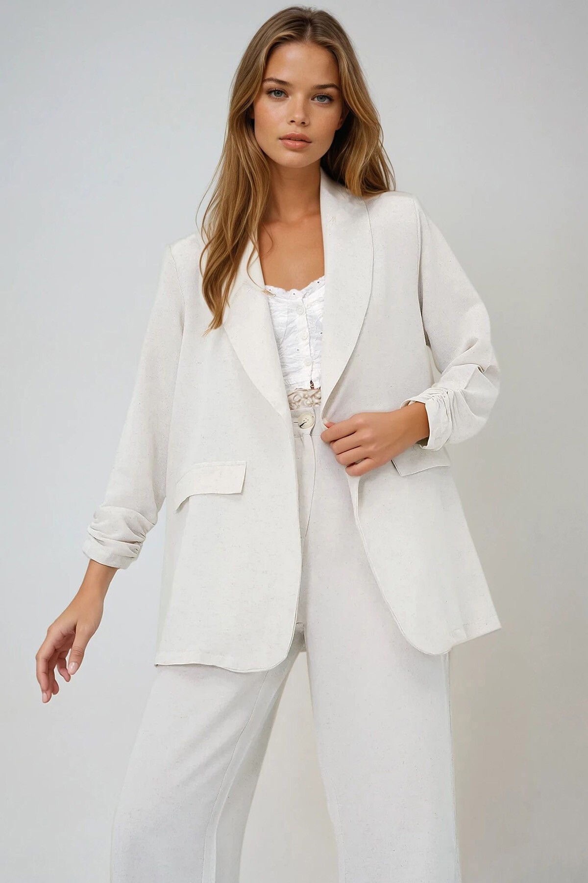 Ekru Keten Görünümlü Şal Yaka Kolları Drapeli Ceket