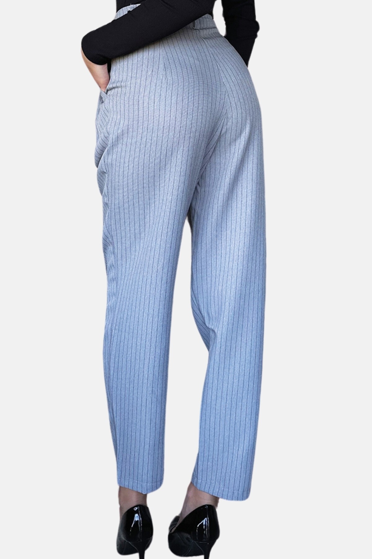 Gri Çift Cepli Fermuarlı Çizgili Pileli Pantolon