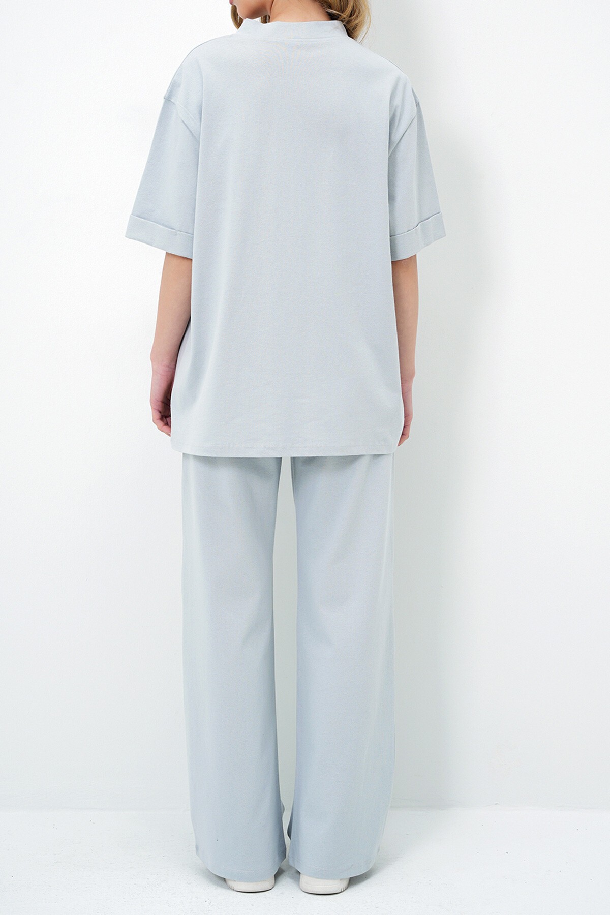 Gri Duble Kol Yakası Düğmeli Pantolonlu Alt Üst Takım