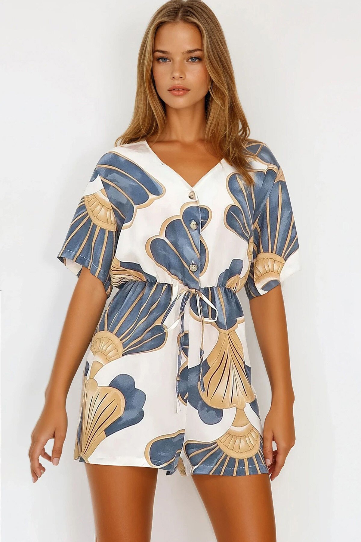 Gri V Yaka Önü Düğmeli Beli Bağlamalı Şort Tulum