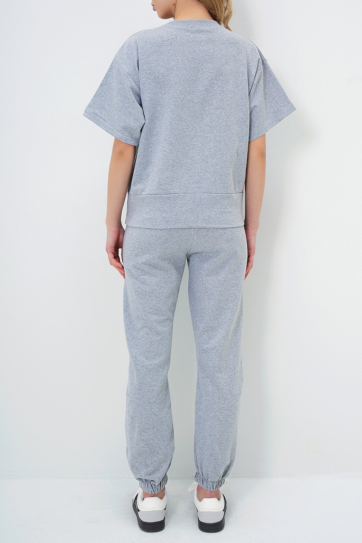 Gri W Baskılı Eşofman Takımı