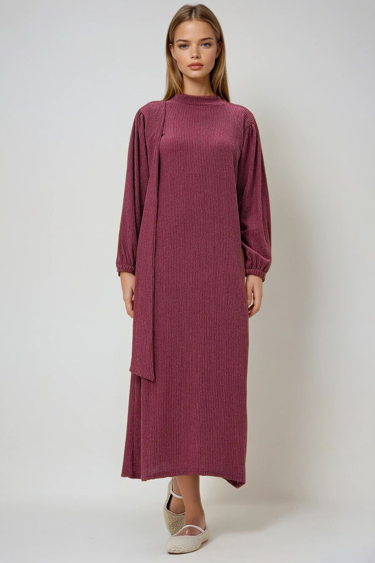 Gül Kurusu Bisiklet Yaka Balon Kol Atkı Tasarımlı Kendinden Dokulu Mevsimlik Uzun Elbise