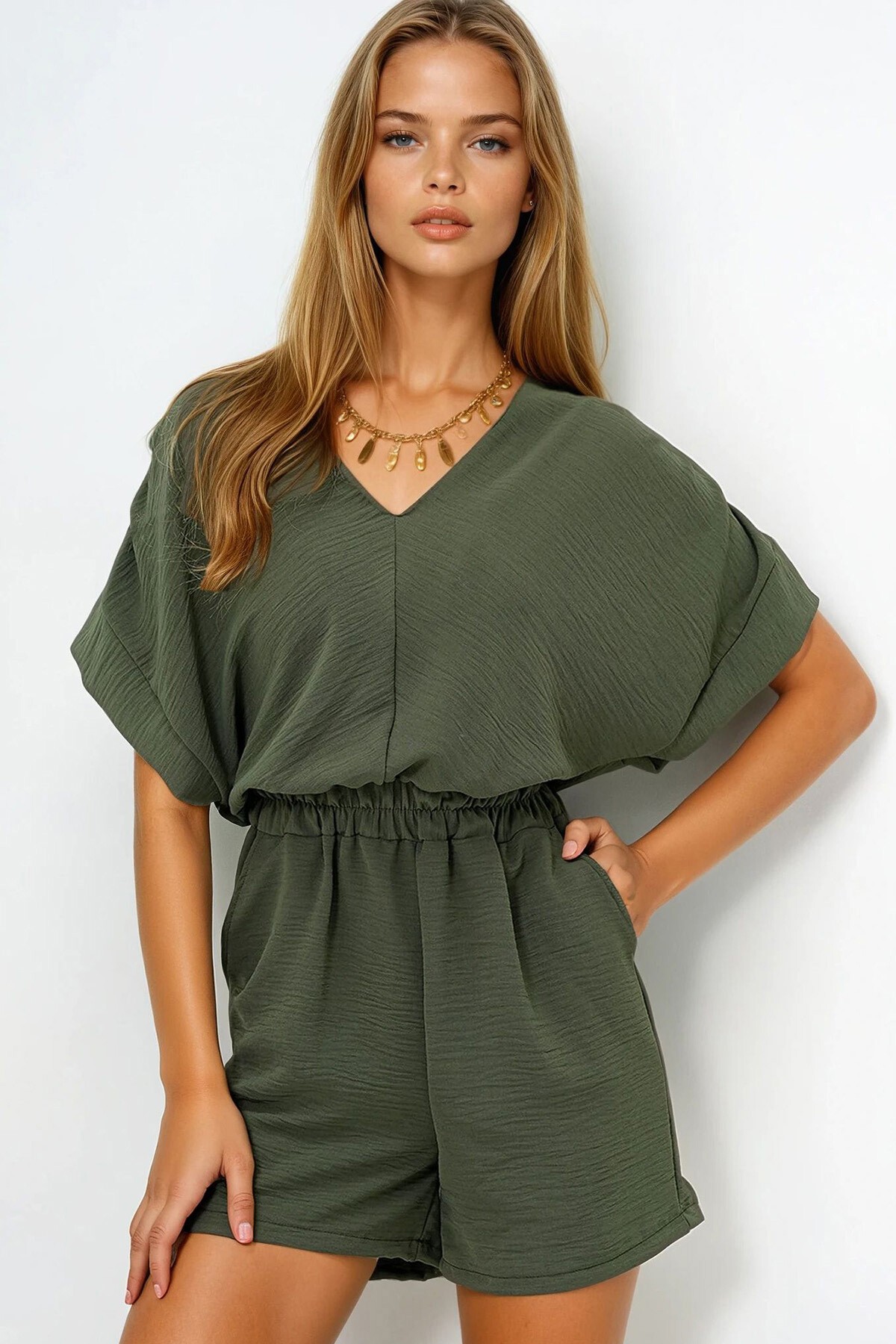 Haki V Yaka Omuzları Büzgülü Çift Cepli Aerobin Tulum