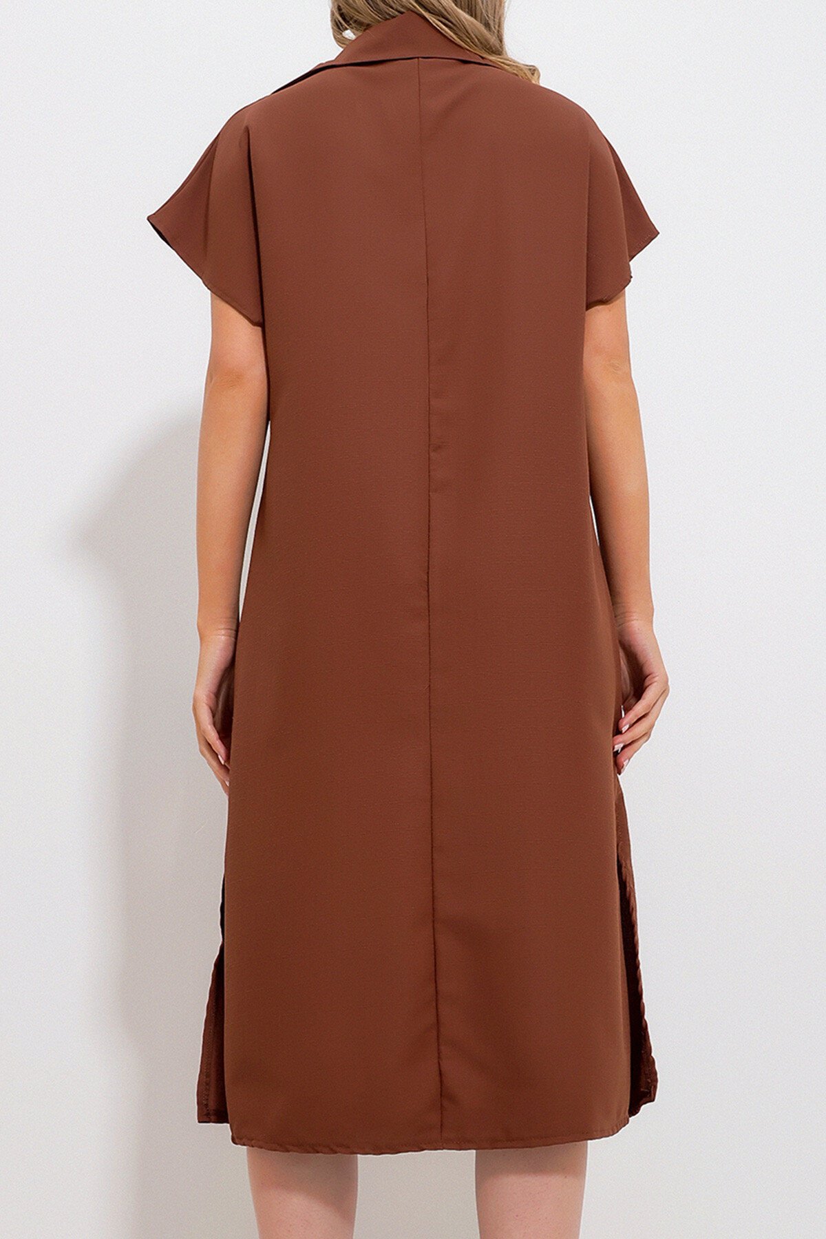 Kahve Polo Yaka Yanları Yırtmaçlı Dokuma Elbise