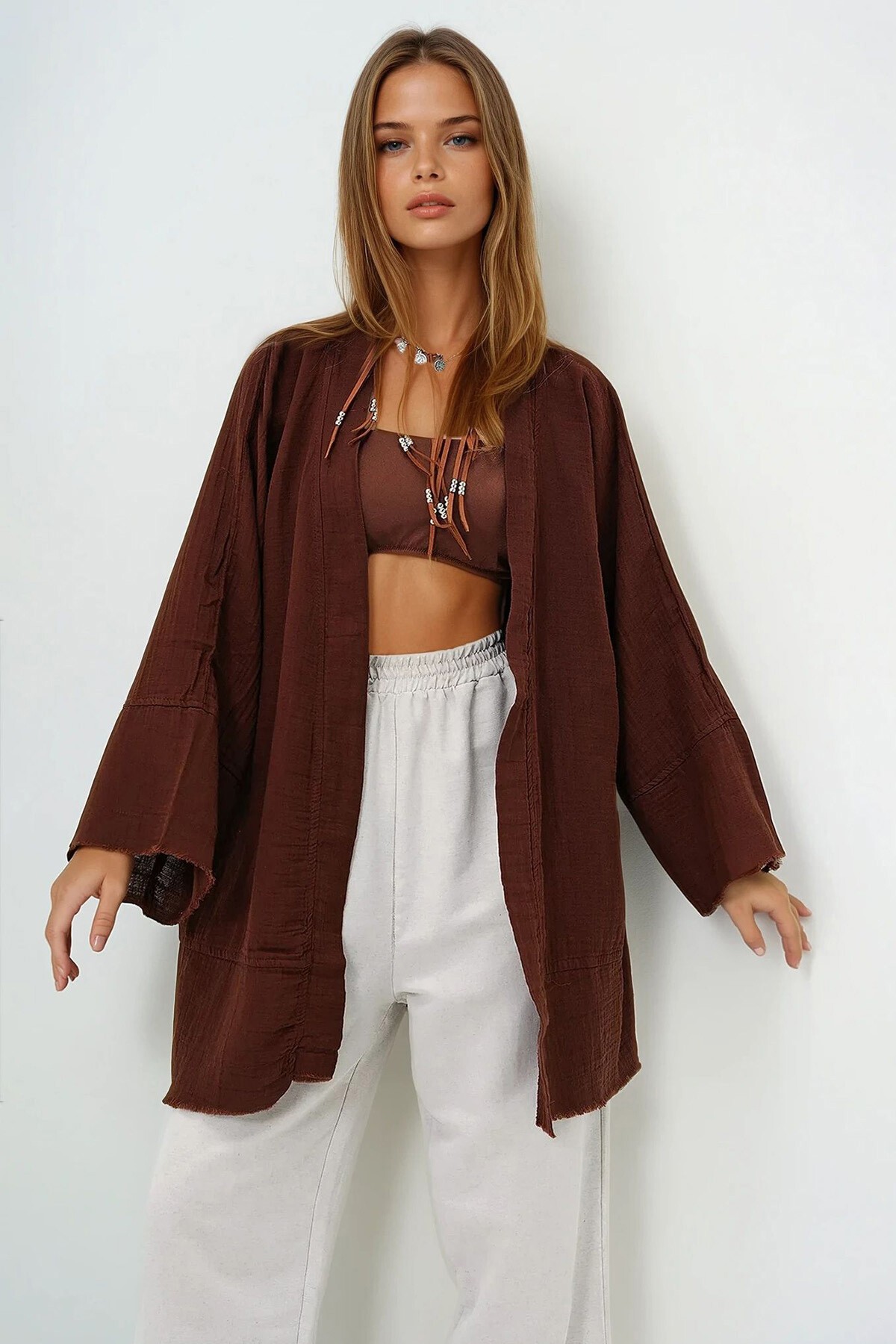 Kahve Sırtı Nakışlı Püskül Detaylı Keten Kimono Ceket