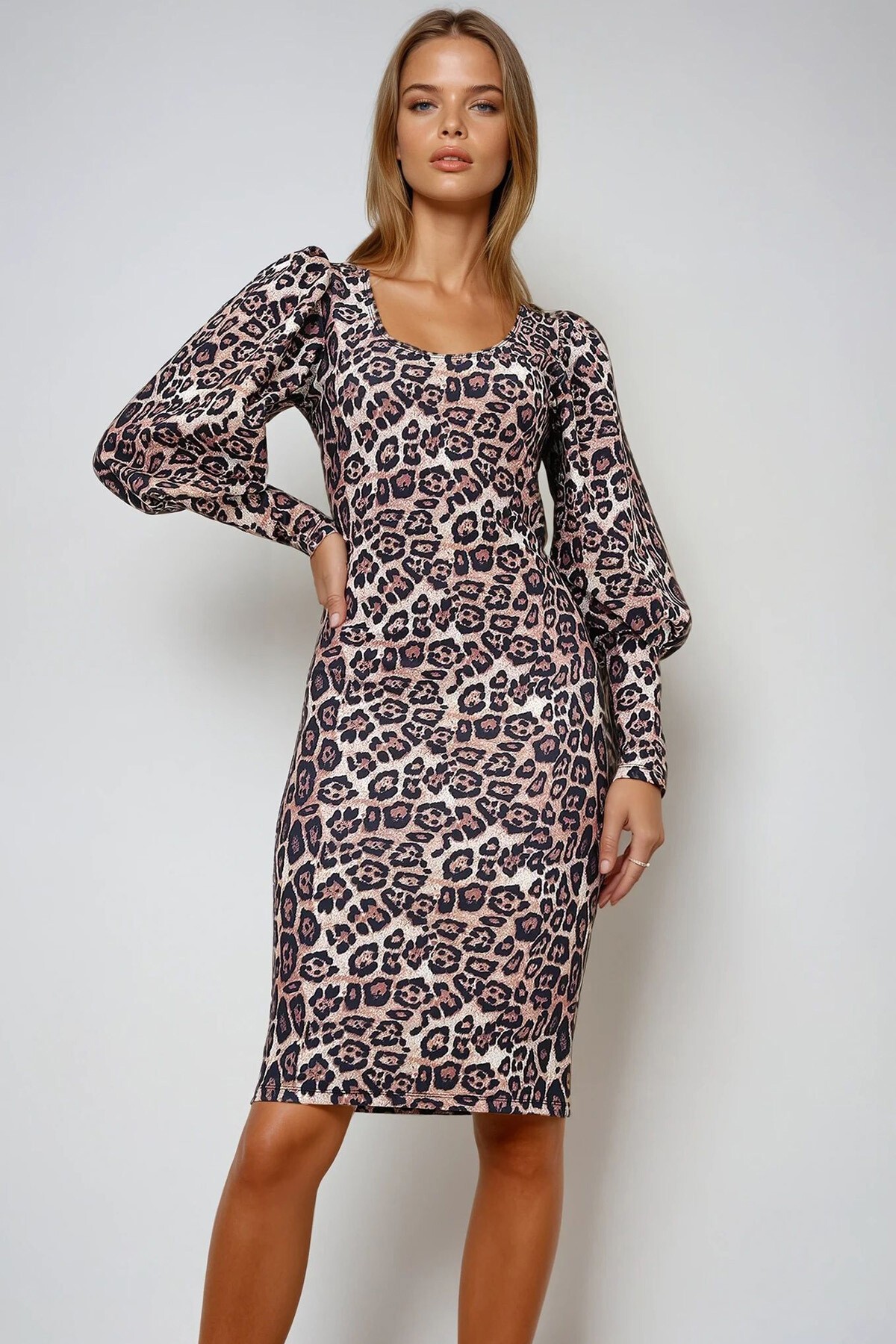 Kahve Siyah Kayık Yaka Leopar Desenli Prenses Kol Midi Boy Scuba Elbise