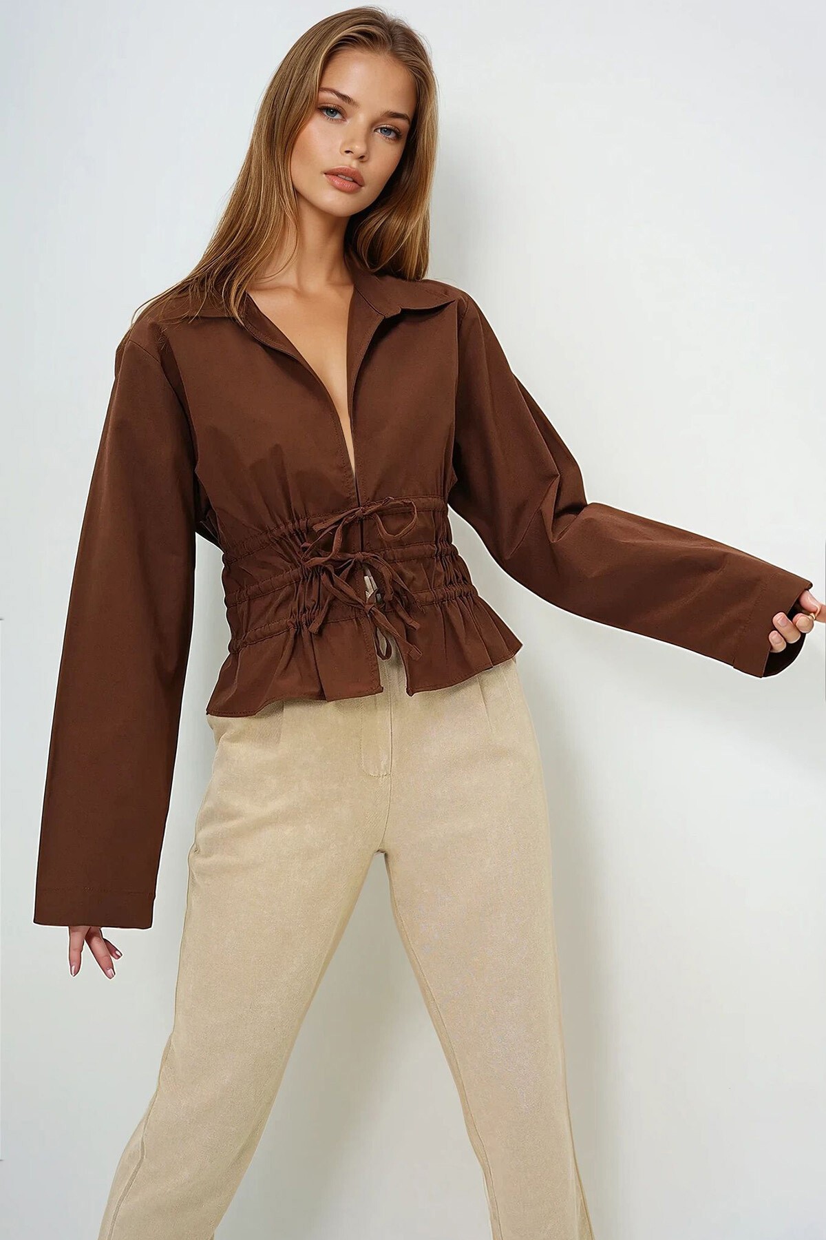 Kahverengi Gömlek Yaka Gipeli Bağlama Detaylı Poplin Gömlek