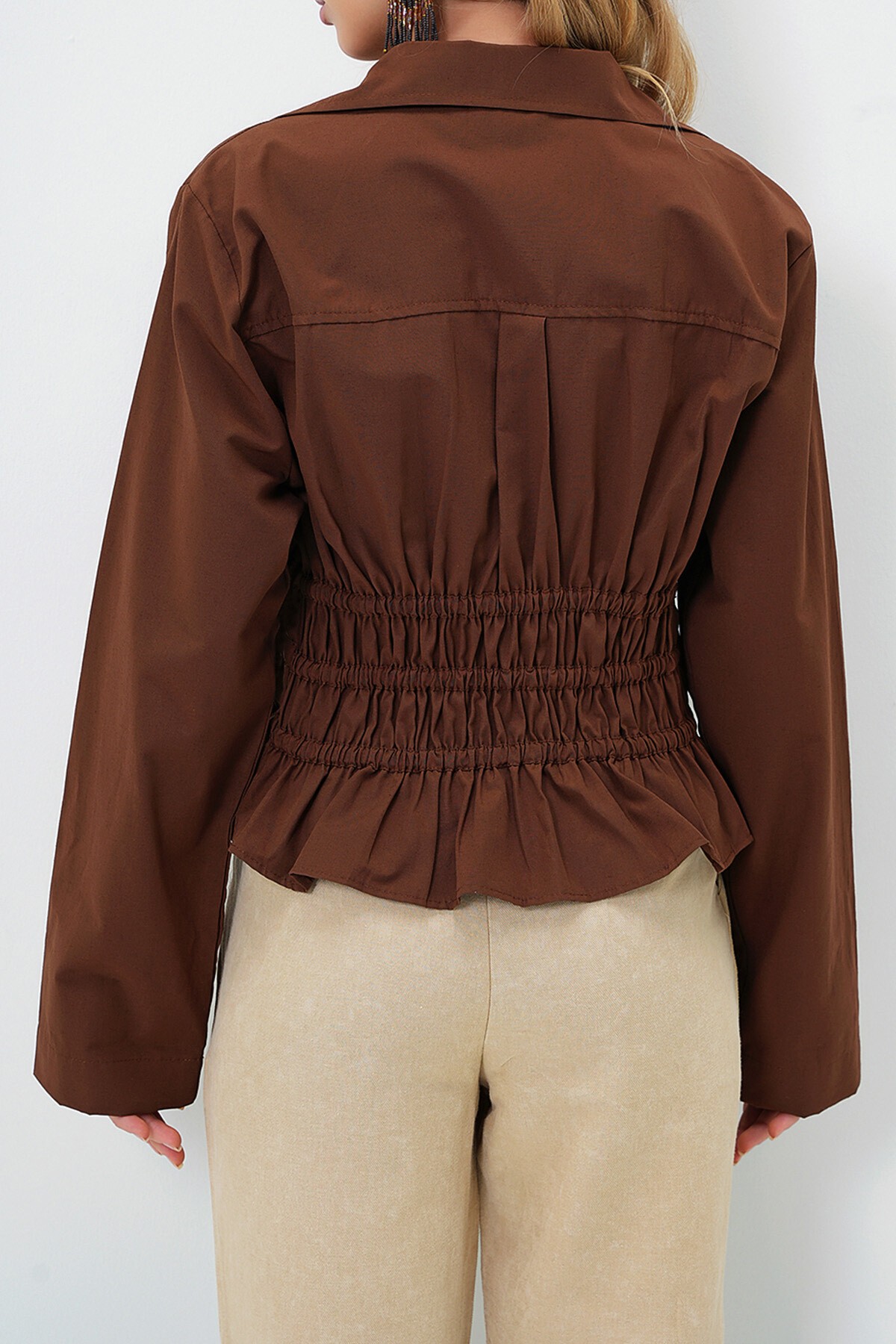 Kahverengi Gömlek Yaka Gipeli Bağlama Detaylı Poplin Gömlek