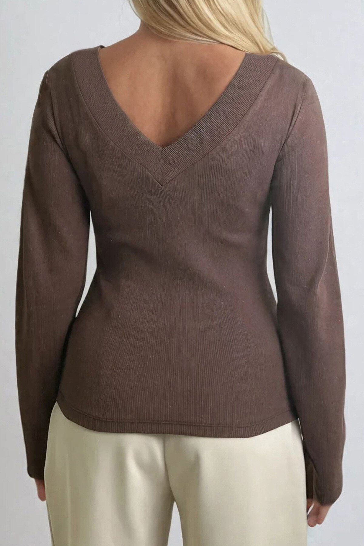 Kahverengi Önü Ve Arkası V Yaka Fitilli Örme Bluz