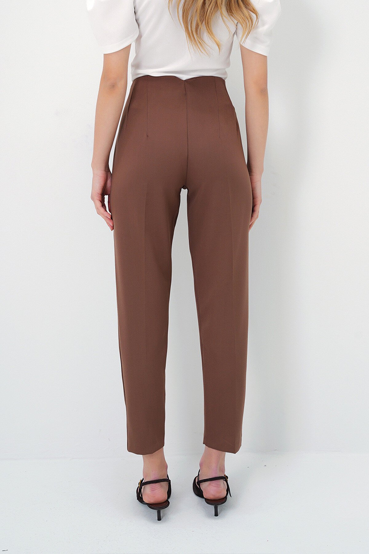 Kahverengi Yüksek Bel Havuç Pantolon