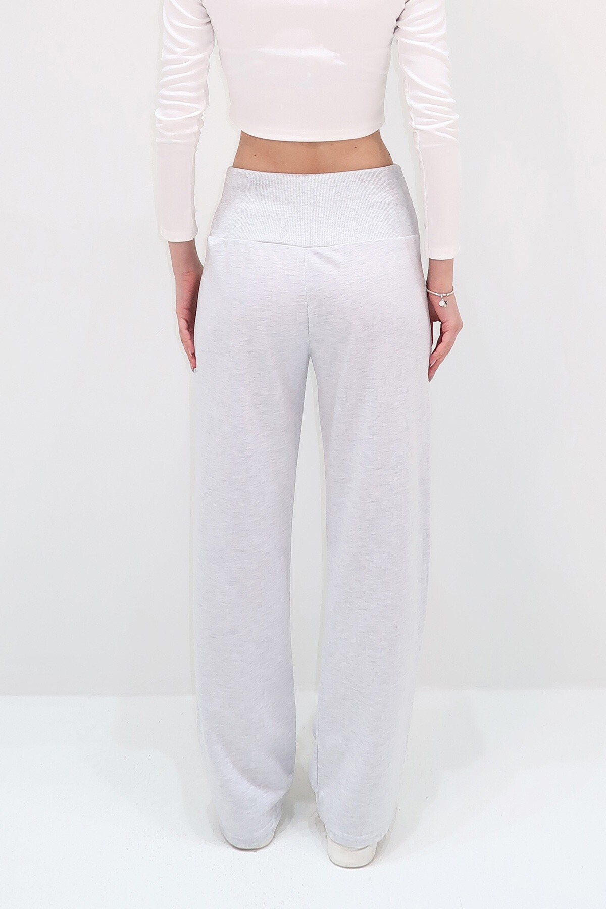 Karmelanj Yüksek Bel Armalı Bol Paça Eşofman Altı