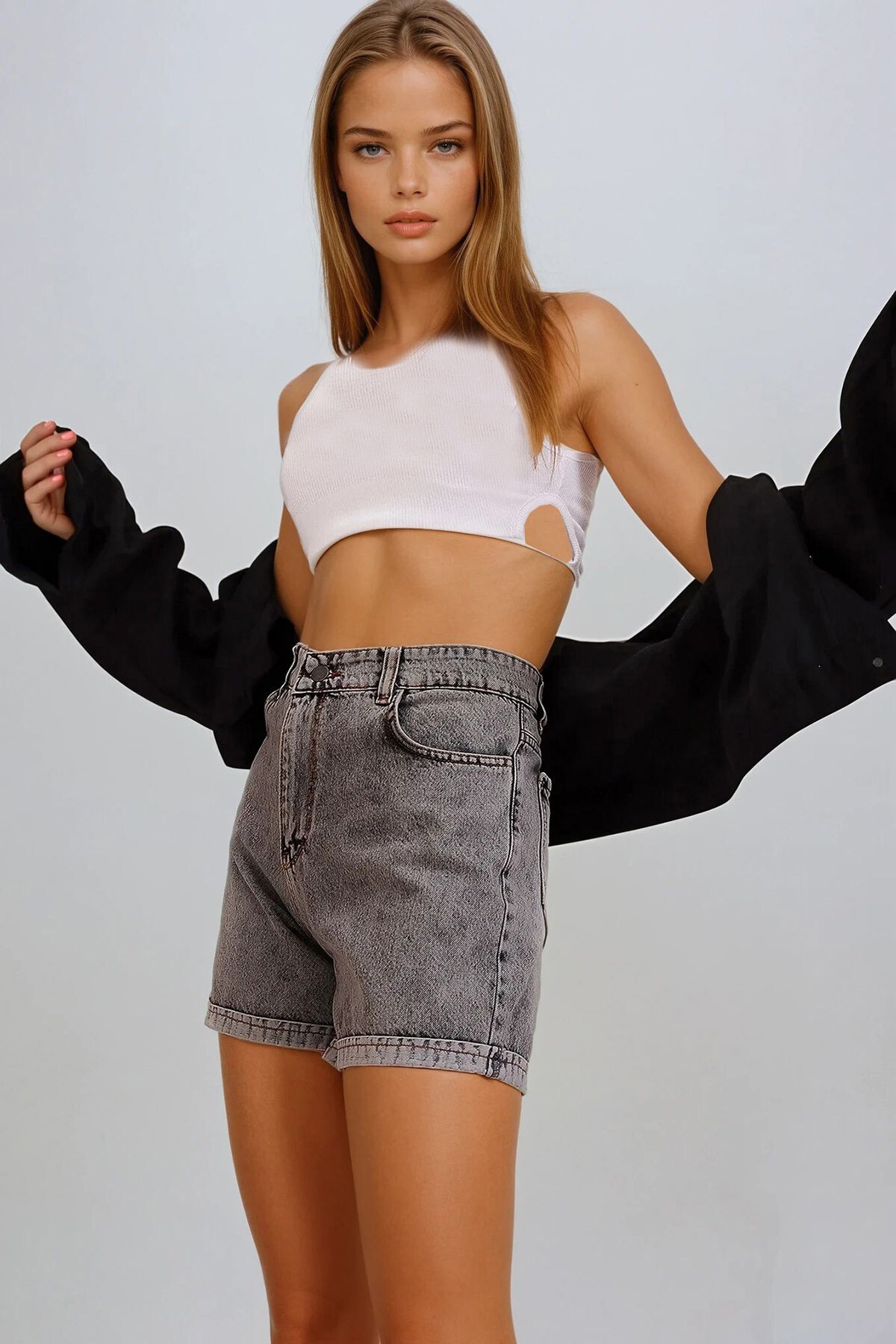 Kırçıllı Gri Duble Paça Yüksek Bel Denim Şort