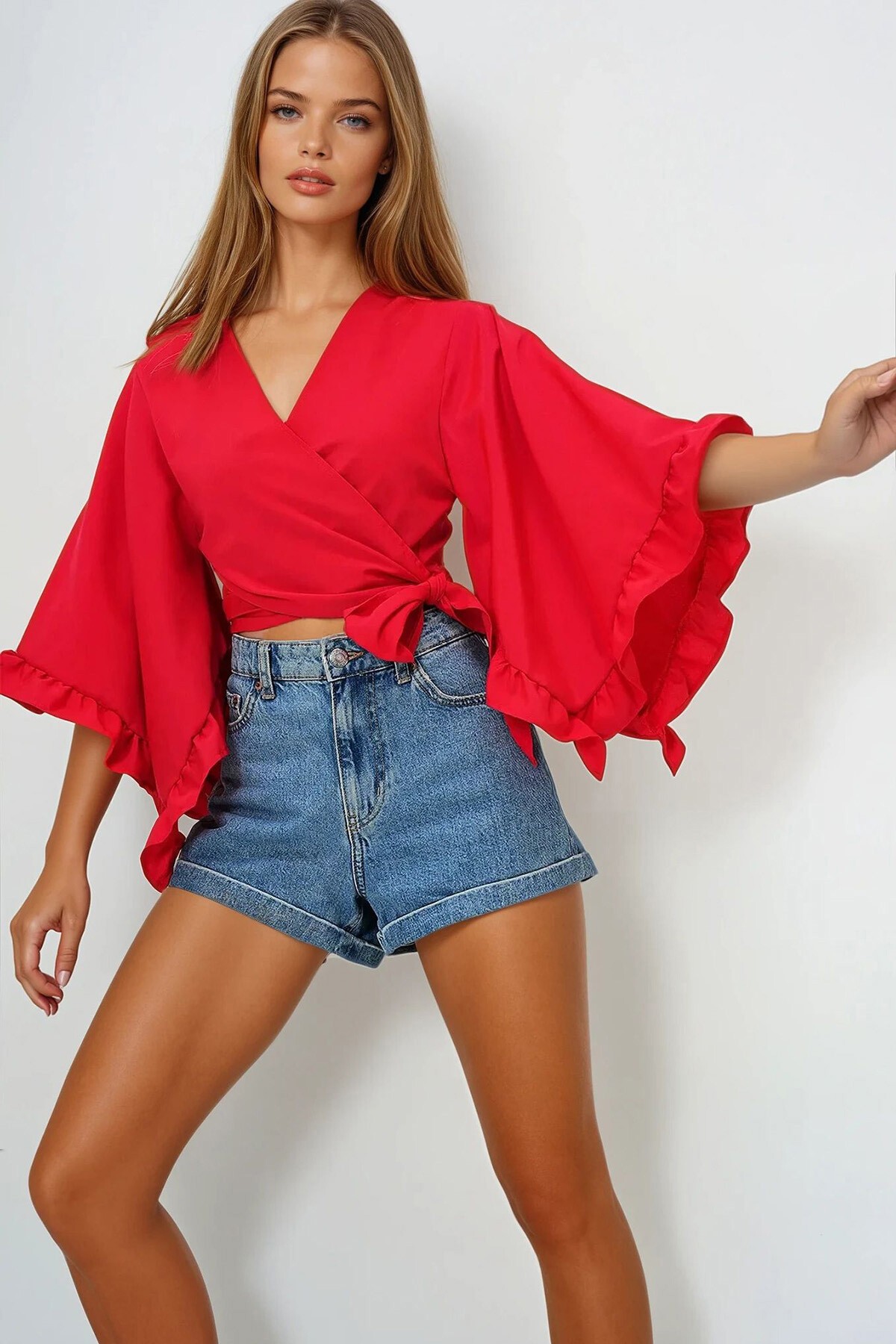 Kırmızı Kolları Fırfırlı Poplin  Crop Dokuma Bluz