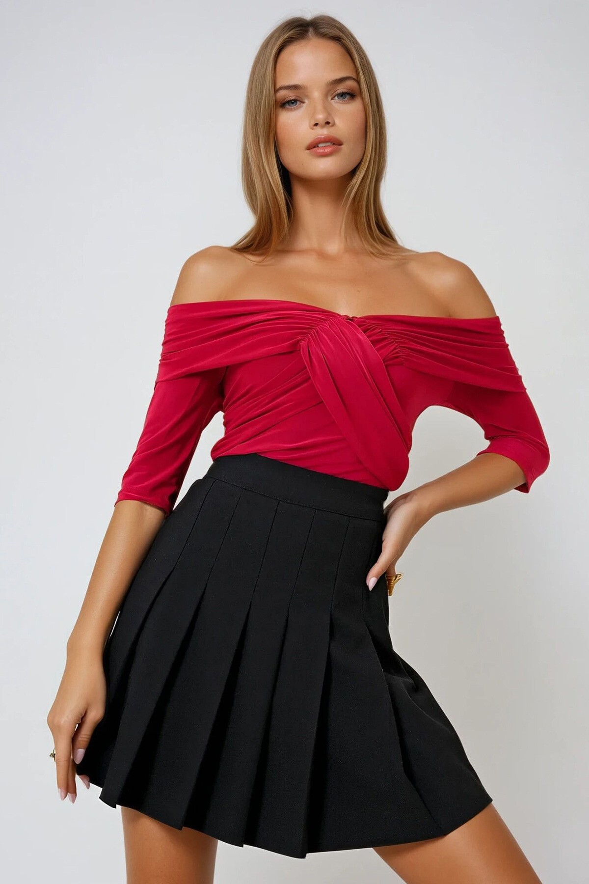 Kırmızı Madonna Yaka Önü Çapraz Büzgülü Kısa Kol Sandy Bluz