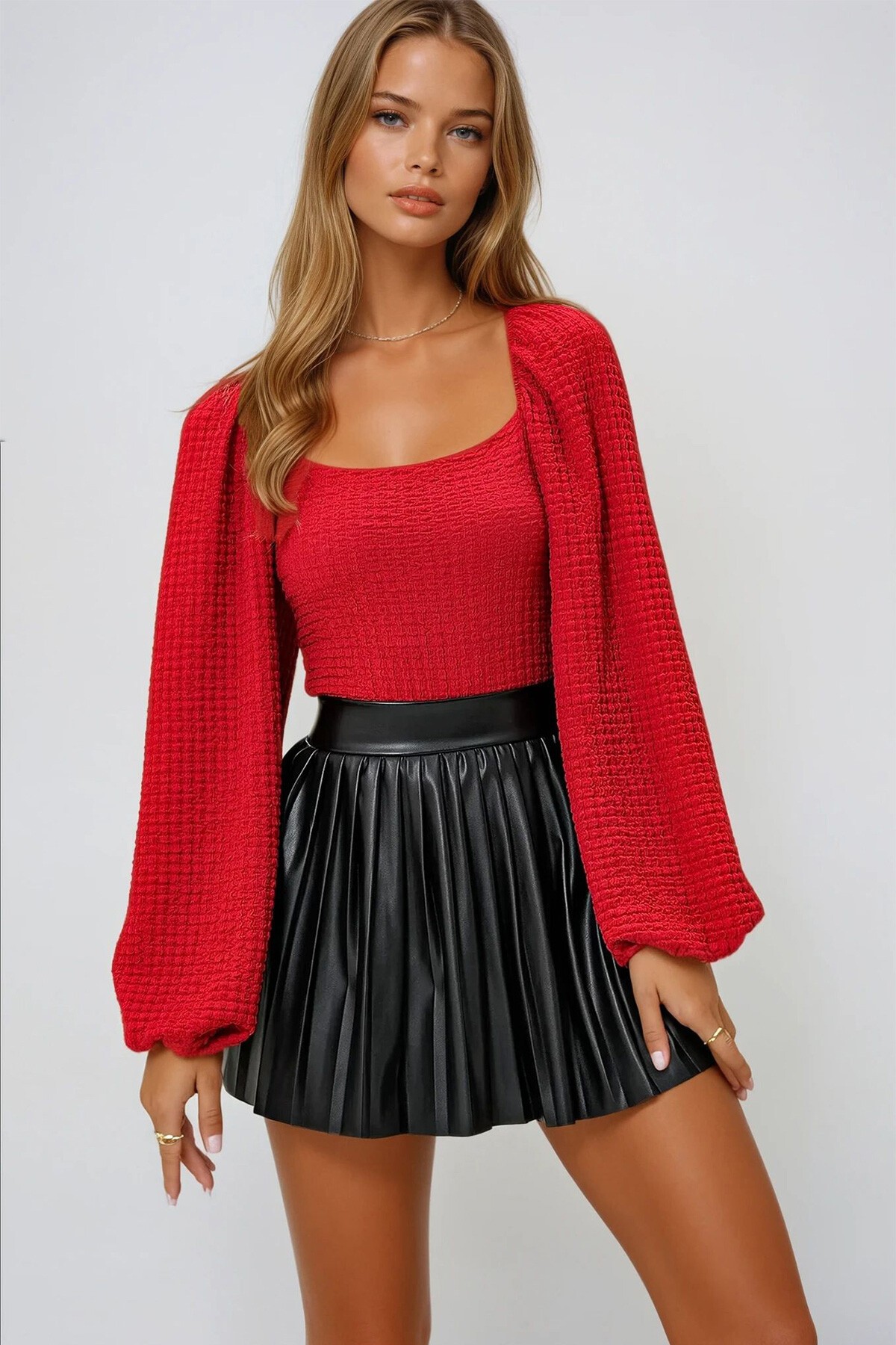 Kırmızı Öpücük Yaka Prenses Kol Bürümcük Bluz