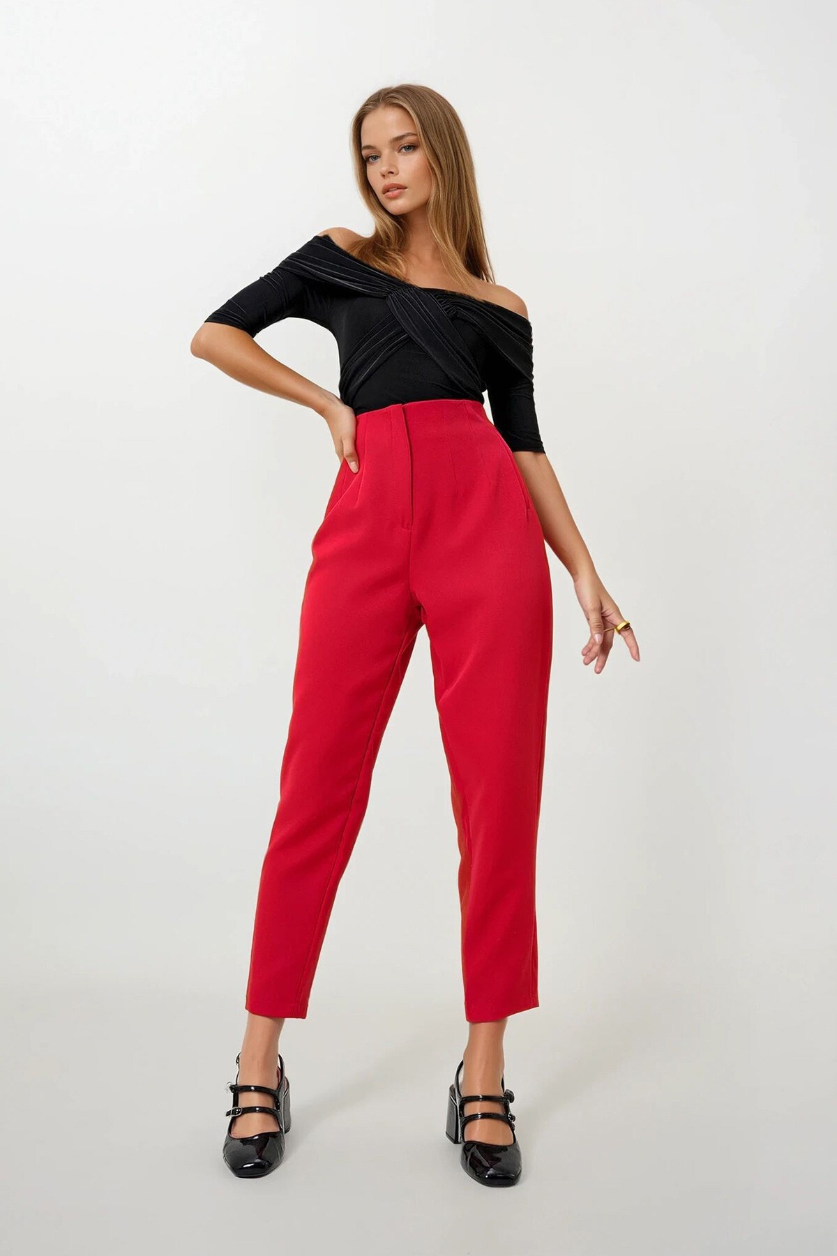 Kırmızı Yüksek Bel Havuç Pantolon
