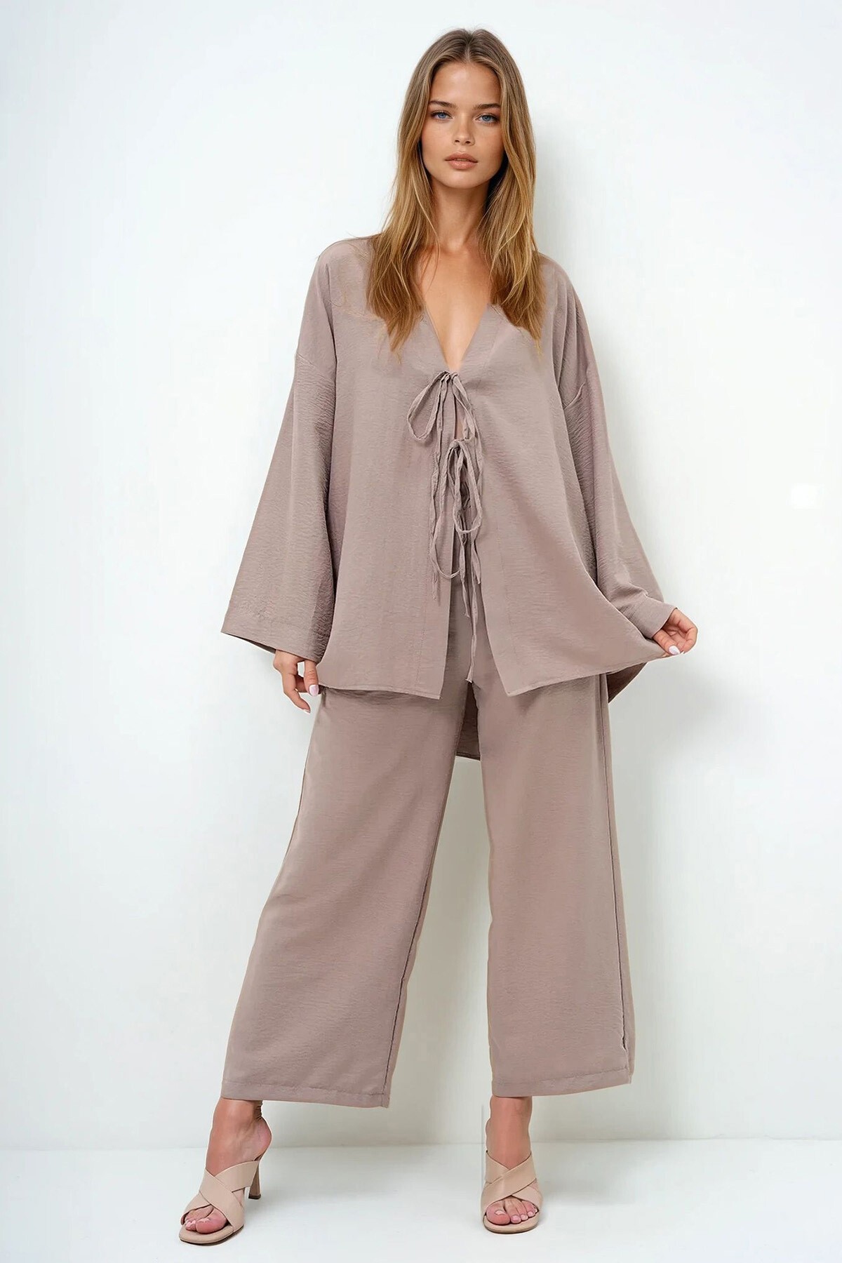 Koyu Bej Önü Bağcıklı Kimono Ceket Ve Palazzo Pantolon Takım