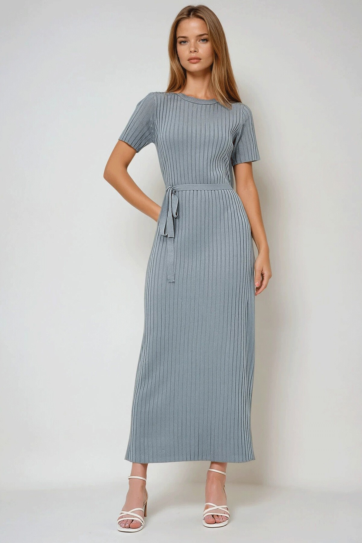 Koyu Gri Bisiklet Yaka Yarım Kol Şeritli Triko Mevsimlik Elbise