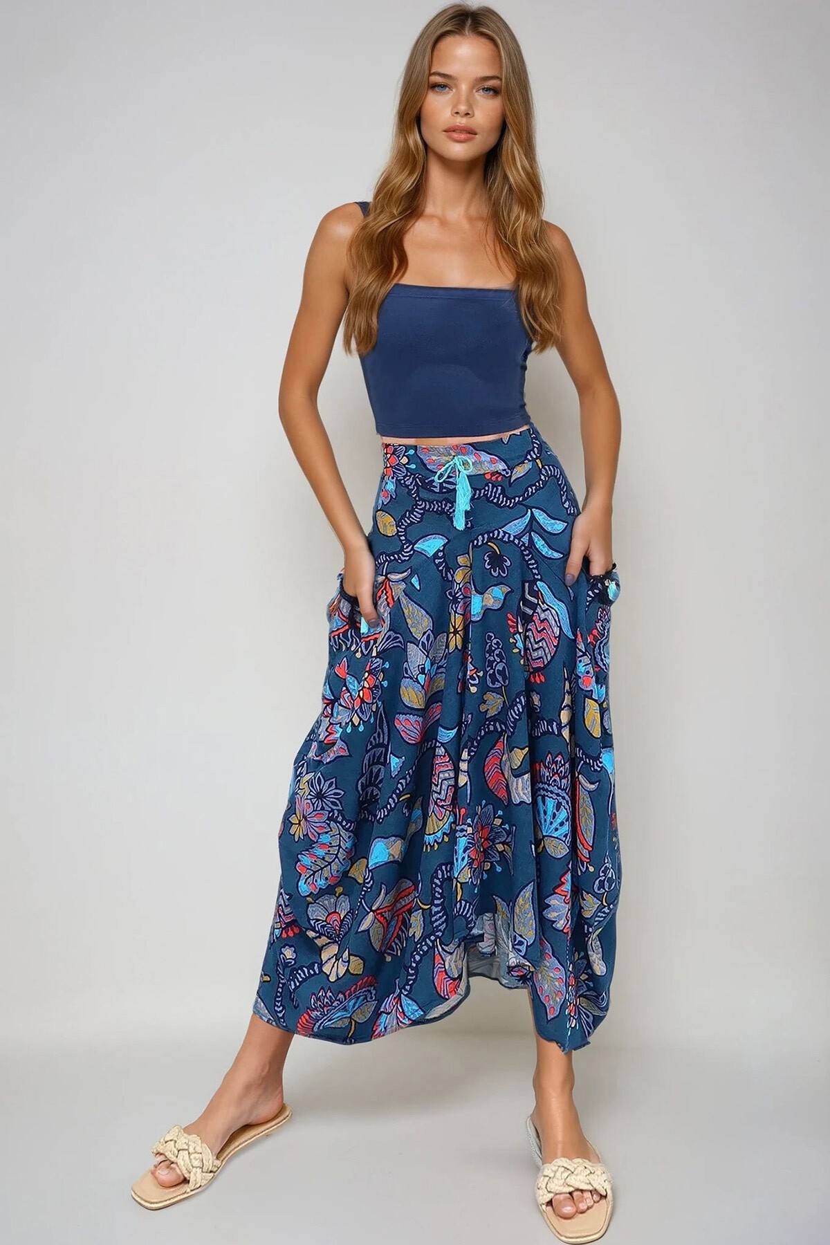 Koyu Mavi Etnik Desenli Çift Cepli Püskül Detaylı Şalvar Kesim Etek