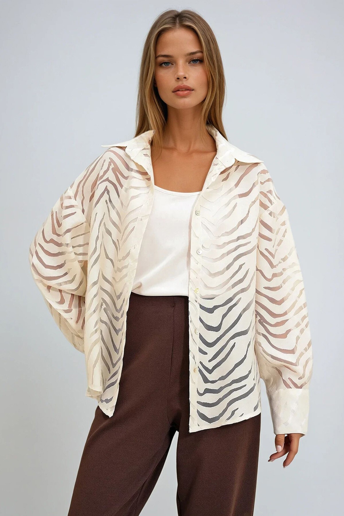 Krem Askılı Bluz Ve Desenli Gömlek İkili Takım