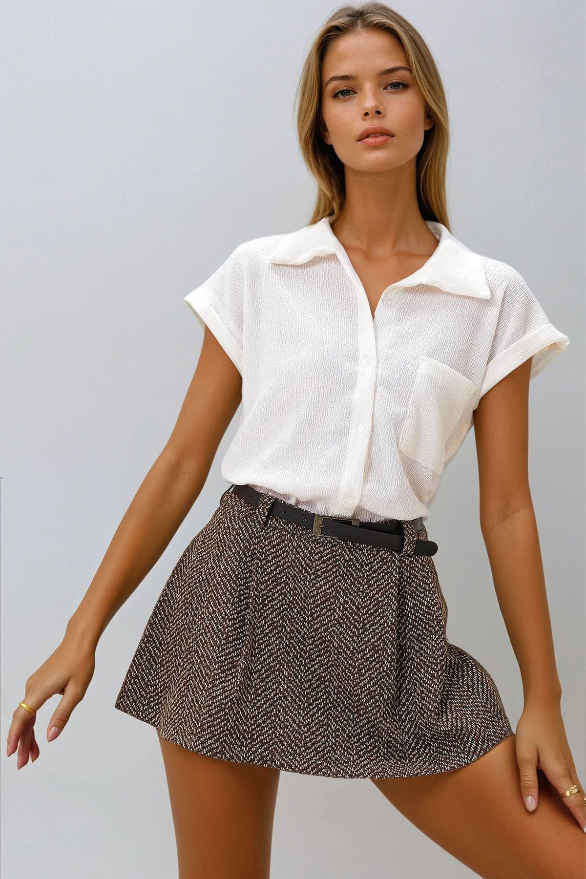 Krem Manşetli Duble Kısa Kollu Dokulu Gömlek