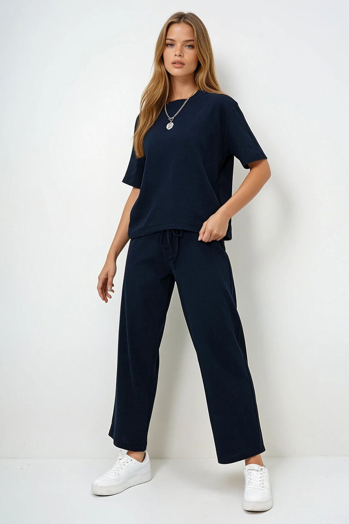 Lacivert Bisiklet Yaka Kısa Kol Örme Bluz Ve Palazzo Pantolon Takım