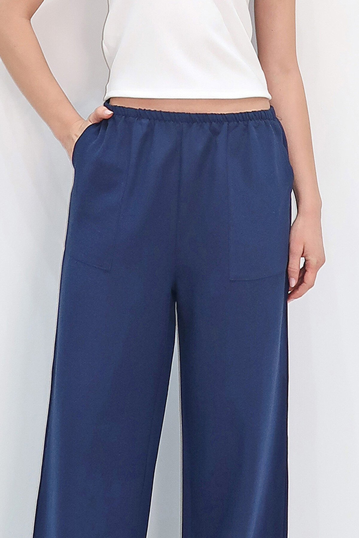 Lacivert Çift Cepli Beli Lastikli Keten Geniş Paça Pantolon